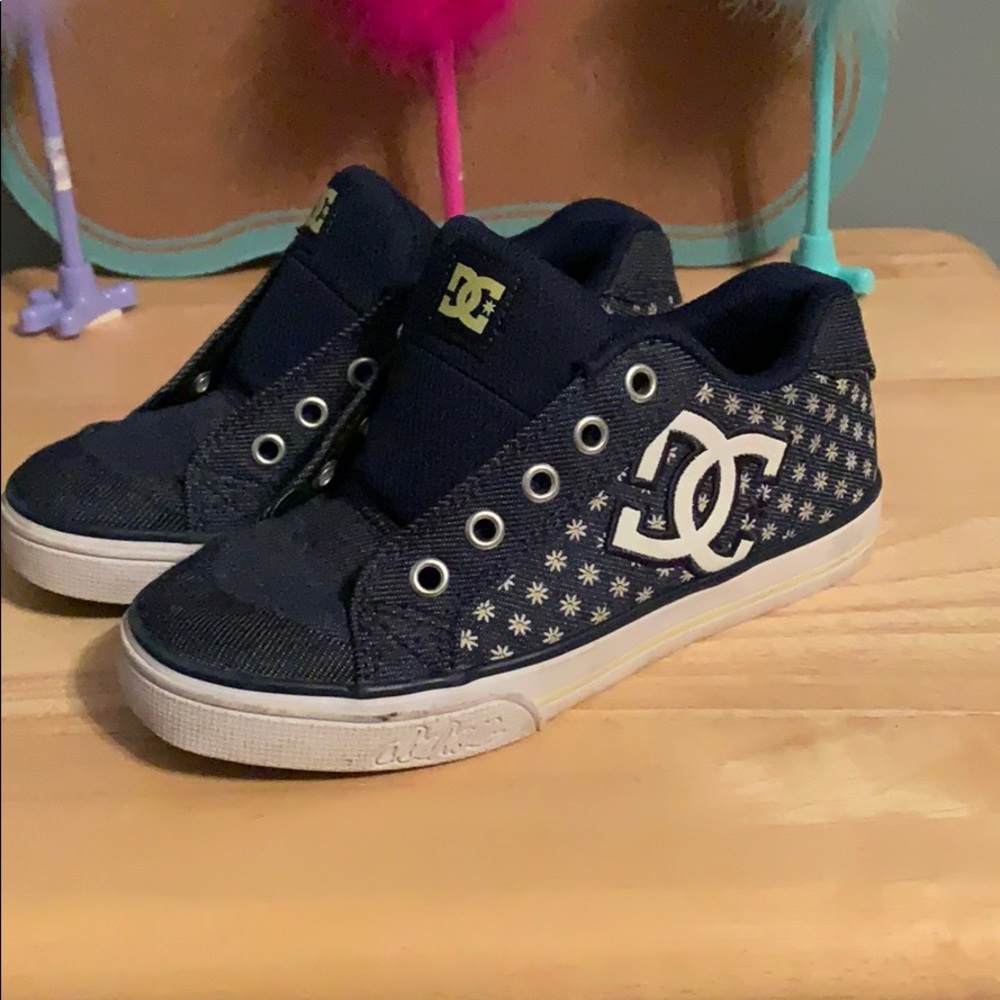 Cute DC daisy sneakers